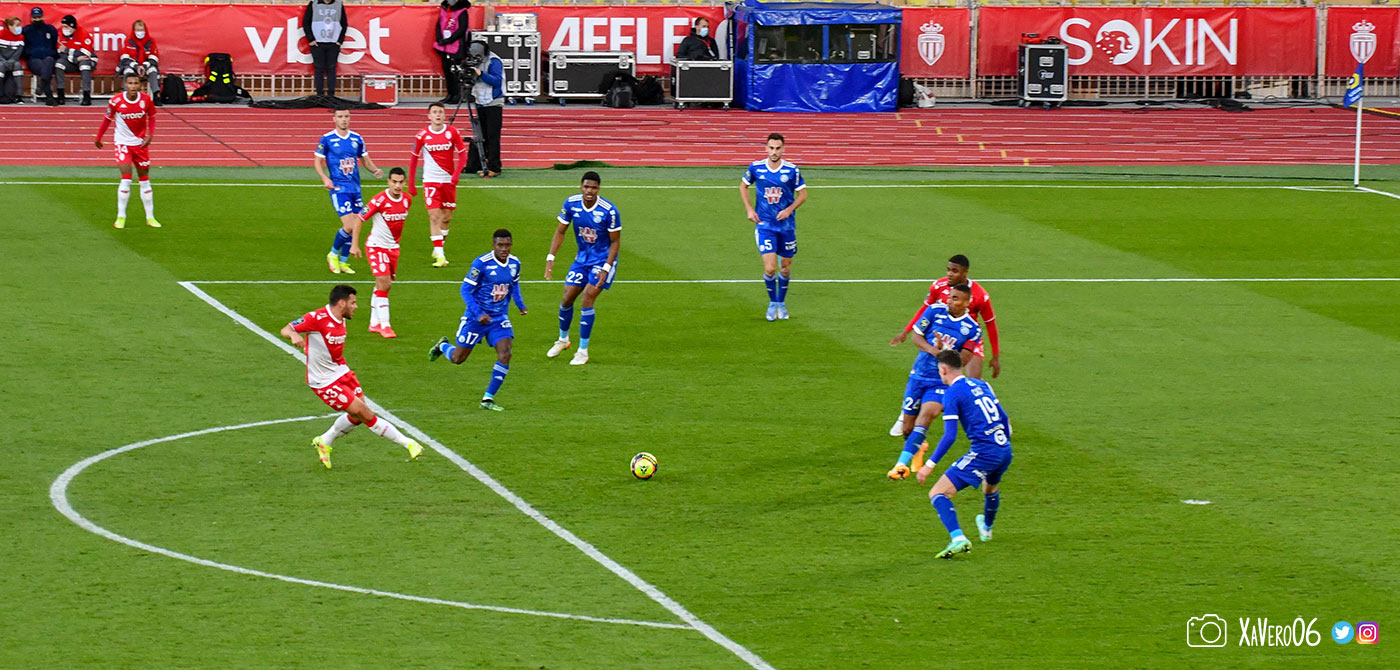 ...pour la frappe de Volland...